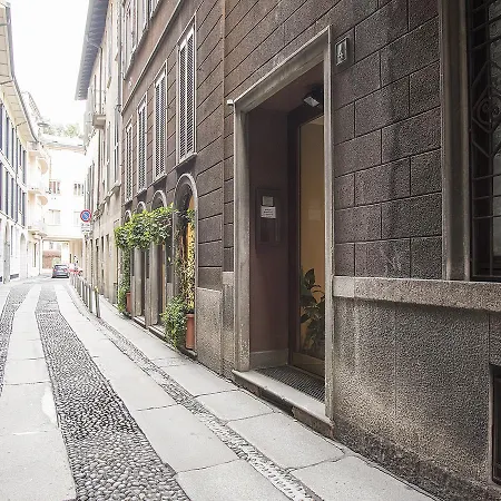 Easyhomes-disciplini Apartment