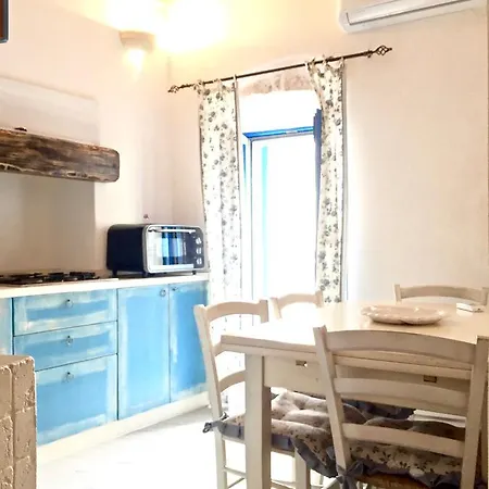 Ostuni Centro, Sarpi Bilo Милан