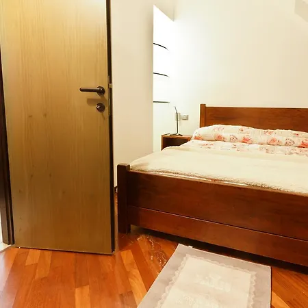 Olivia's Nest In Downtown Apartment Milan