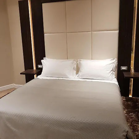 Chicco Montenapoleone Suites * Milán