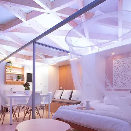 Ecosuite & Kamp alanı