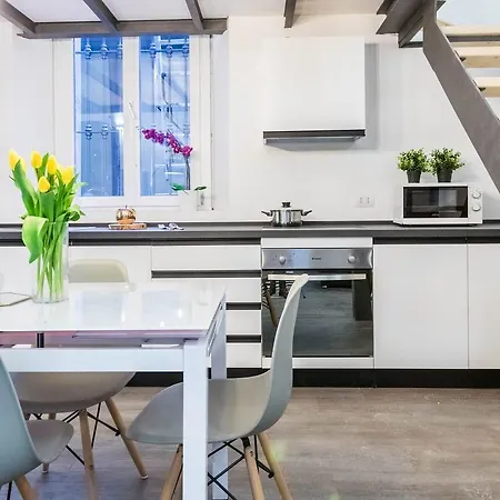 Hintown Castaldi Lofts ميلان