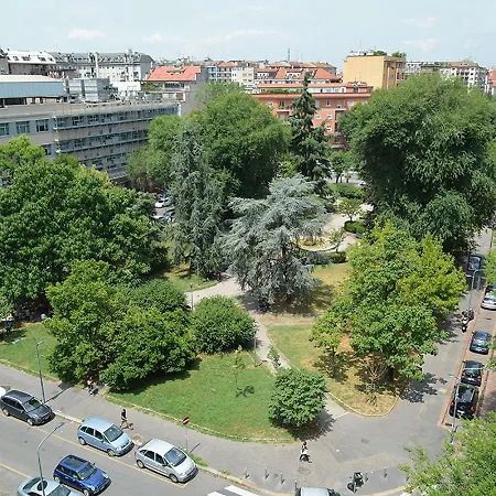 Piazza Vesuvio 23 * Milán