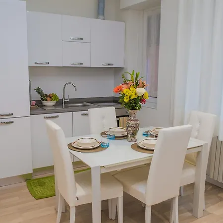 Apartamento Guesthost - Istria M5 Cozy Milán