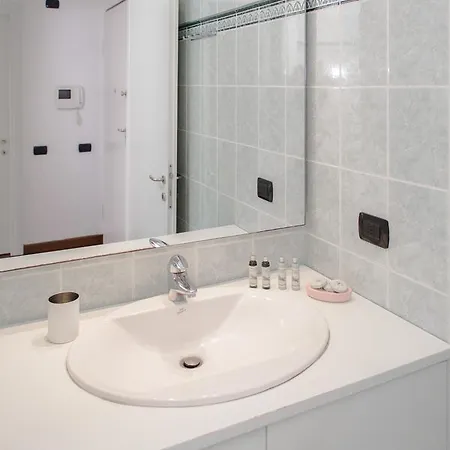 Bocconi University Flat Apartment Milan