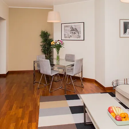 Cordusio Roomy Apartment Milan