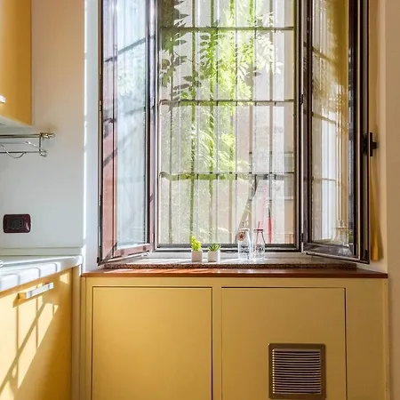 Apartment Hintown Spanish Walls Milan