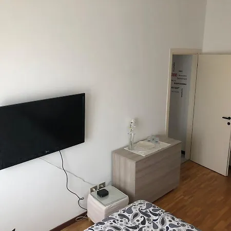 Via Pezzotti 59 Apartment *