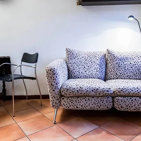 Apartment Hintown Navigli By Night Milan