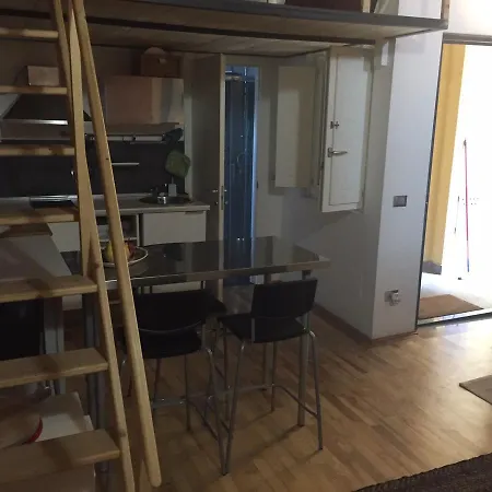 Milano's Navigli Studio Apartamento Milán