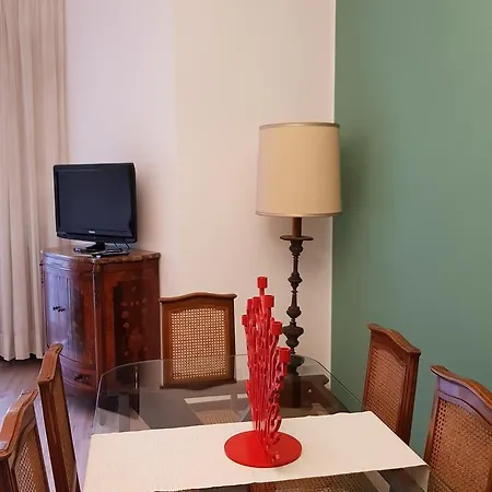 Apartment Reggio Milan
