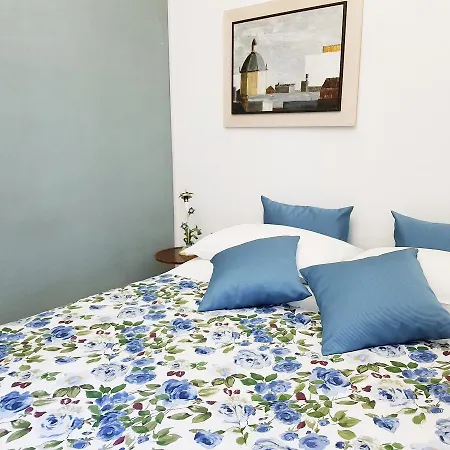 Apartment Reggio Milan