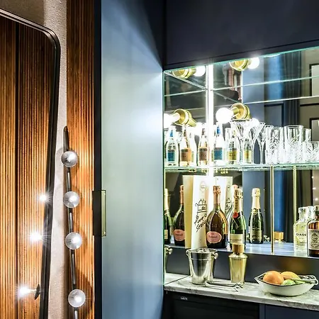 Oda ve Kahvaltı Pandenus Brera