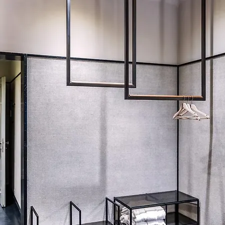 Oda ve Kahvaltı Pandenus Brera Milano