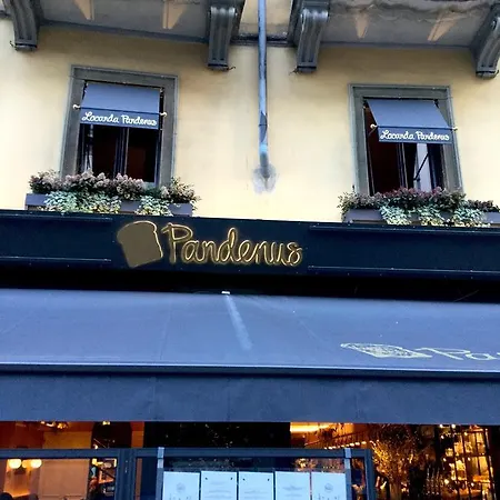 Oda ve Kahvaltı Pandenus Brera