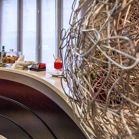 Del Corso 3* Milano