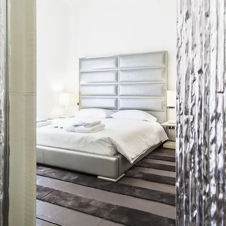 Apartment Hemeras Boutique Homes - Design In Center