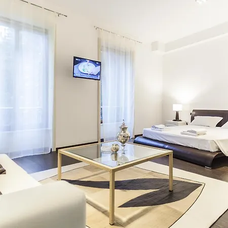Hemeras Boutique Homes - Design In Center * Milan