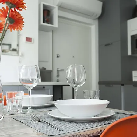 Italianway-cadorna 10 Apartment Milan