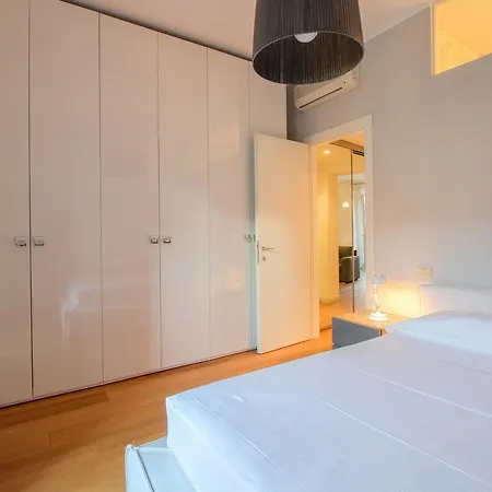 Apartment Porta Nuova Modern Flat *