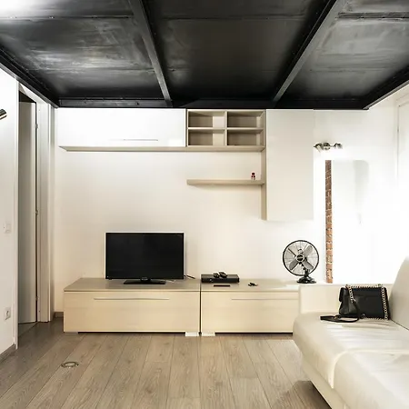 Carmagnola 15 Boutique - By Yoof Apartment Milan