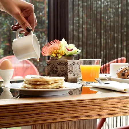 Milan Suite Hotel Милан