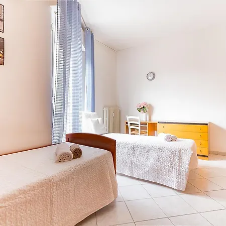 Alessia's Flat- Darsena Porta Genova M2 Milán