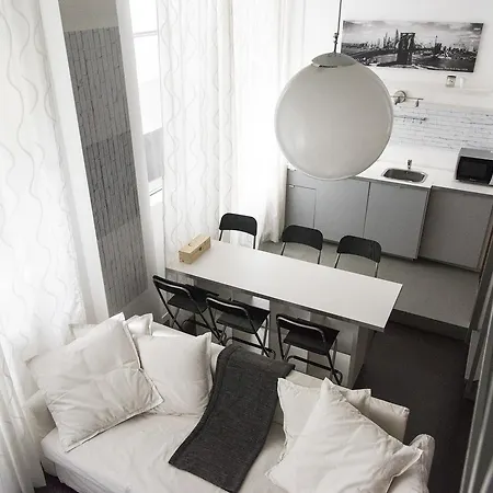 Moscova's Treasure Milano