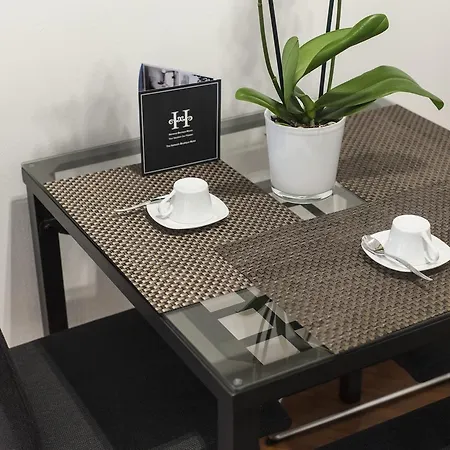 Hemeras Boutique Homes - Design In Center Apartment Milan