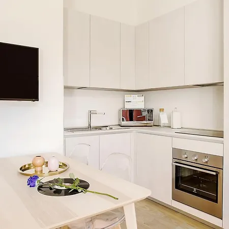 Palette Bergonzoli Place * מילאנו