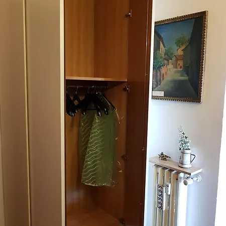 Accogliente Attico Sui Navigli Апартаменты *