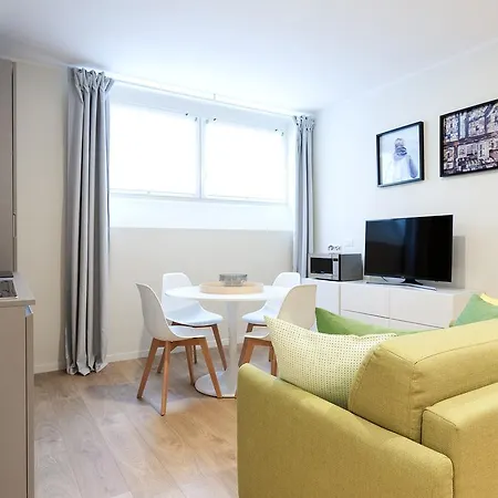 Palette Bergonzoli Place דירה *