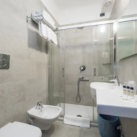 奥罗拉酒店 酒店