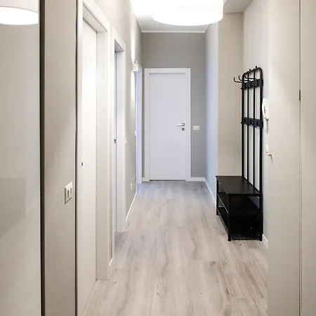 Rentopolis Troya 5 Tortona * Milano