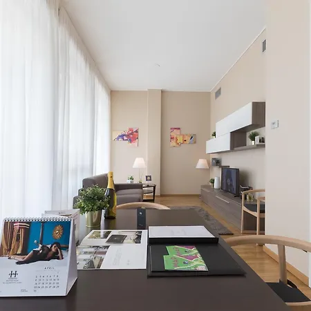 Apartment Hemeras Boutique Homes - Design Near Duomo Cathedral