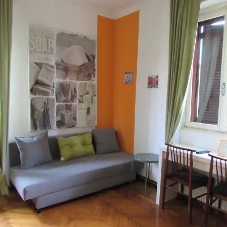 Bed & Breakfast Innperfect 2*