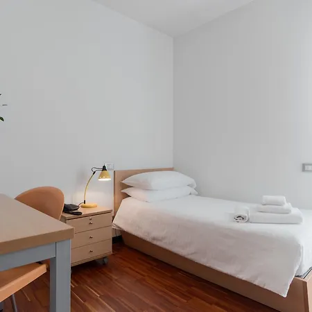 Camplus Guest Lambrate Casa Per Ferie * Milano