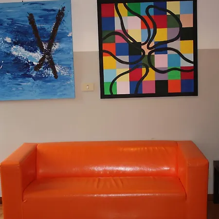 카사 페르 페리에 아칠 리치 게스트하우스 *