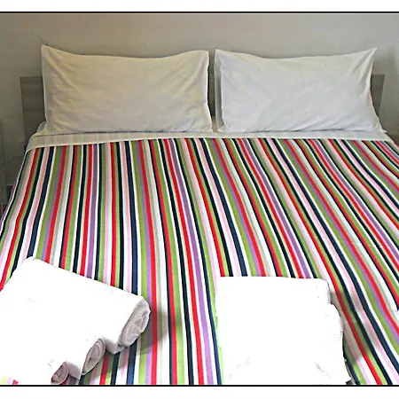 게스트하우스 카사 페르 페리에 아칠 리치 밀라노