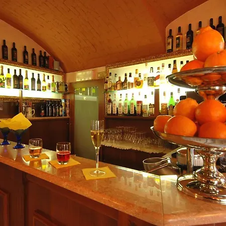 Ideale 3* Milan