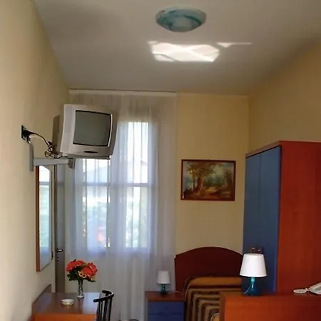 Greco Hotel 2*