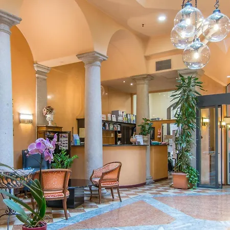 Regina 4* Milán