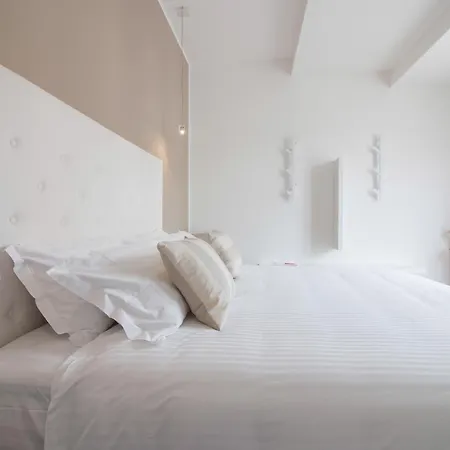 Apartment San Babila Deluxe