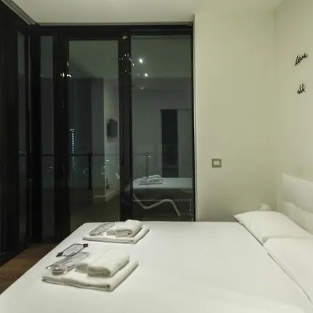 Hemeras Boutique House Penthouse Solaria 4* Milan