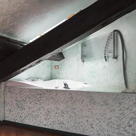 City Attic Appartement
