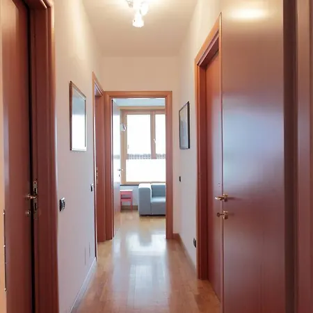 Bocconi Navigli Apartment With Terrace Appartement *