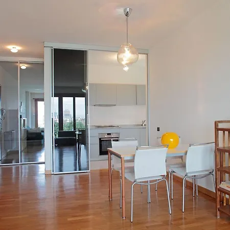Bocconi Navigli Apartment With Terrace Appartement