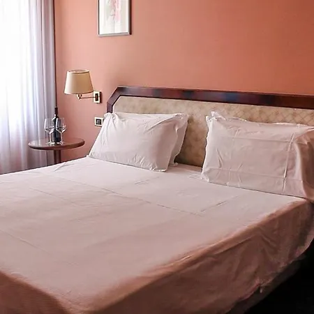 Bristol Hotel