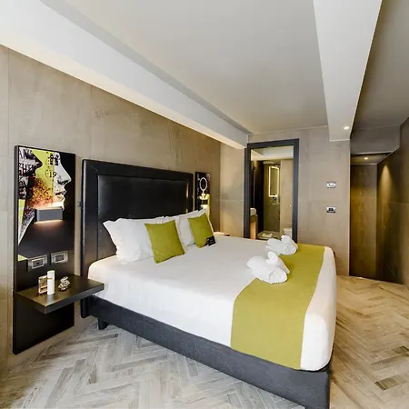 جاست ميلانو