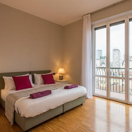 Sparkling 4 Bedroom Apartment In Milan Apartment *